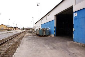 Typ: Magazyn Gmina: Senec Na sprzedaż kompleks