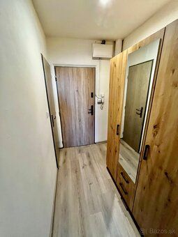 🏡Oferujemy na sprzedaż całkowicie odnowione 1,5-pokojowe
