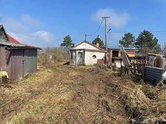 Продам дачну будову площею 35 м2. Ділянка знаходиться в