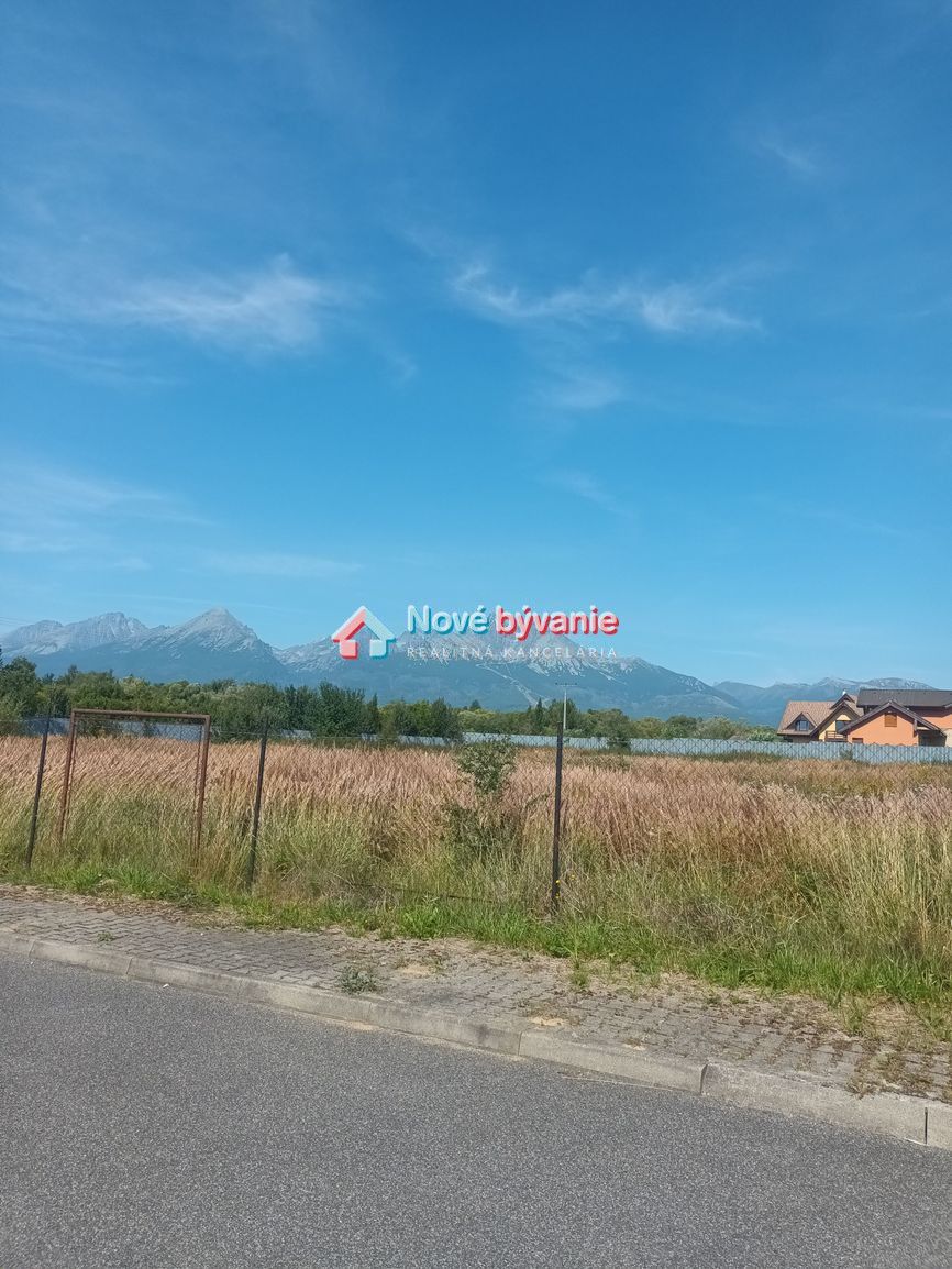 Typ: Pozemky - pre rodinné domy Obec: Veľká Lomnica
N104-14-
