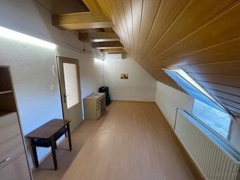 Nájem - samostatný bytový dům v rodinném domě (170 m²)