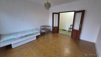 Даю в аренду 2 комнатную 50 м² мансардную квартиру без