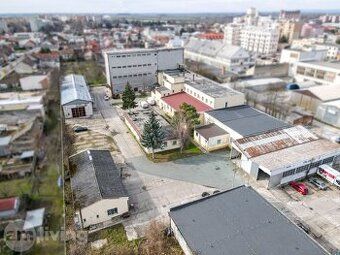 Даю в оренду складські приміщення площею 400 м² у центрі