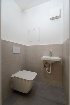 EXKLUZIVNĚ POUZE U NÁS! Realitní kancelář RE/MAX nabízí k