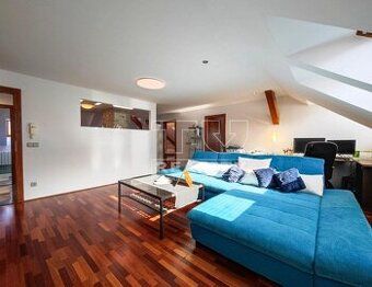 I am renting out a 2-room apartment in Liptovský Peter. The