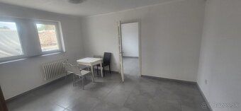 Wynajmiemy przestrzeń o powierzchni 240m2, wysokości 3,40m