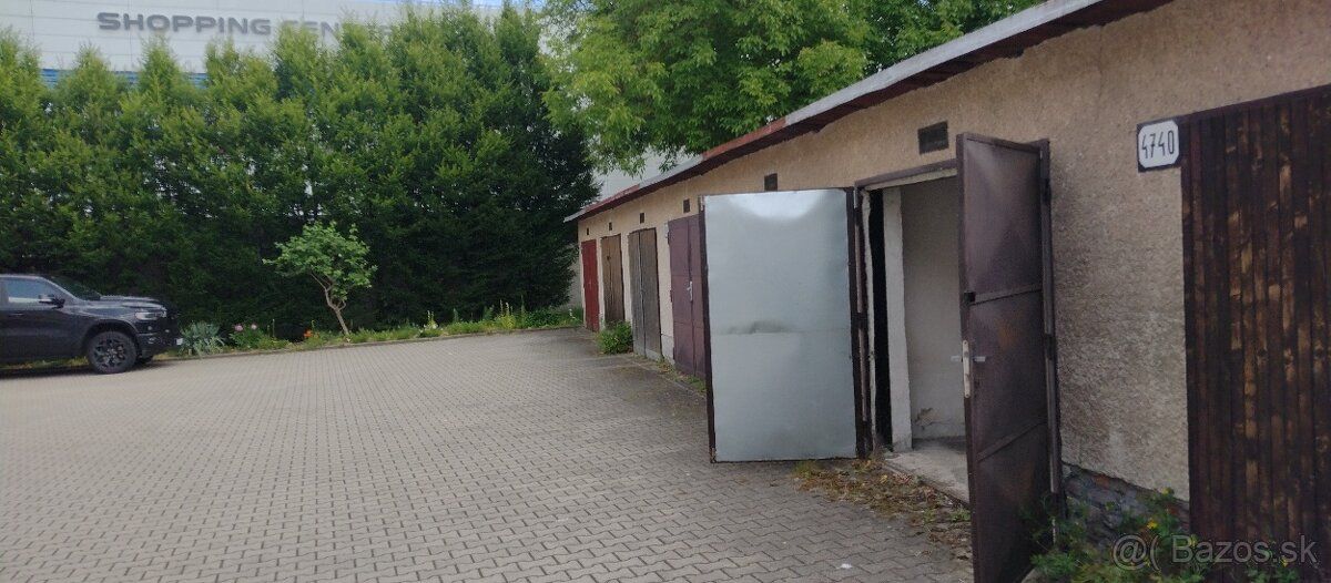 Wynajmę garaż w centrum Zvolena przy centrum handlowym