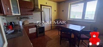 XEMAR (, 0907, 537 727, 0948) nabízí k prodeji prostorný
