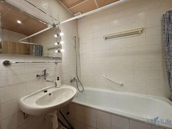 Wyjątkowa lokalizacja. Przestronny balkon. Centrum