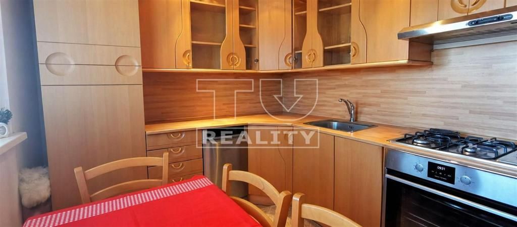 TUreality oferuje na sprzedaż 3-pokojowe mieszkanie w
