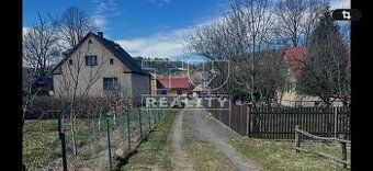 TUreality nabízí k prodeji rovinnou, slunnou parcelu v