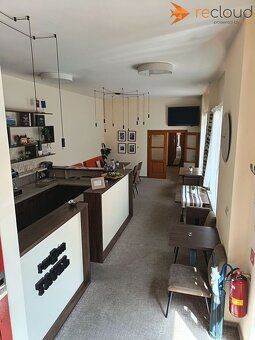Oferujemy wyjątkowy hotel / pensjonat do wynajęcia, który