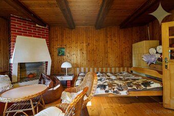 We offer for sale a renovated family house (wooden cottage)
