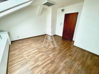 Oferujemy do wynajęcia biuro w Moyzesowej ulicy w centrum
