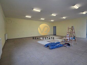 Juraj Kolárik +421 918 938 737 e-mail:
V2 Real Estate ponúka
