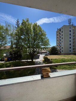 XEMAR (, nebo 0944 107 803) nabízí k prodeji 3 pokojový byt
