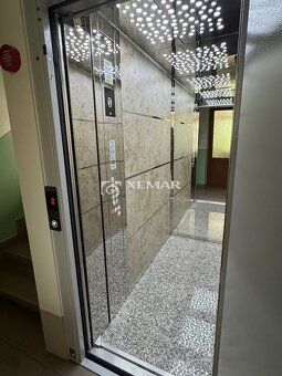 XEMAR (, nebo 0944 107 803) nabízí k prodeji 3 pokojový byt