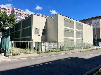 Продається гараж на вулиці Ружанова долина в Братиславі