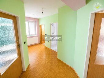 Агентство нерухомості HALO reality та Яна Конечна, контакт