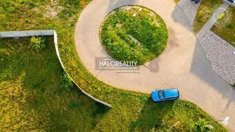 Агентство нерухомості HALO reality та Іван Сальчерова