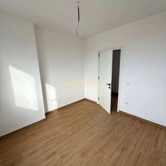 🏡 3-pokojowe mieszkanie z balkonem – Draç (plaża Golem)