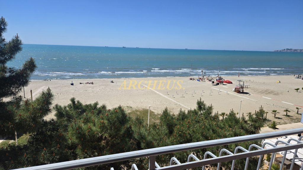 🏡 Apartmán s balkónom v 1. línií – Drač (Durrës), Albánsko P