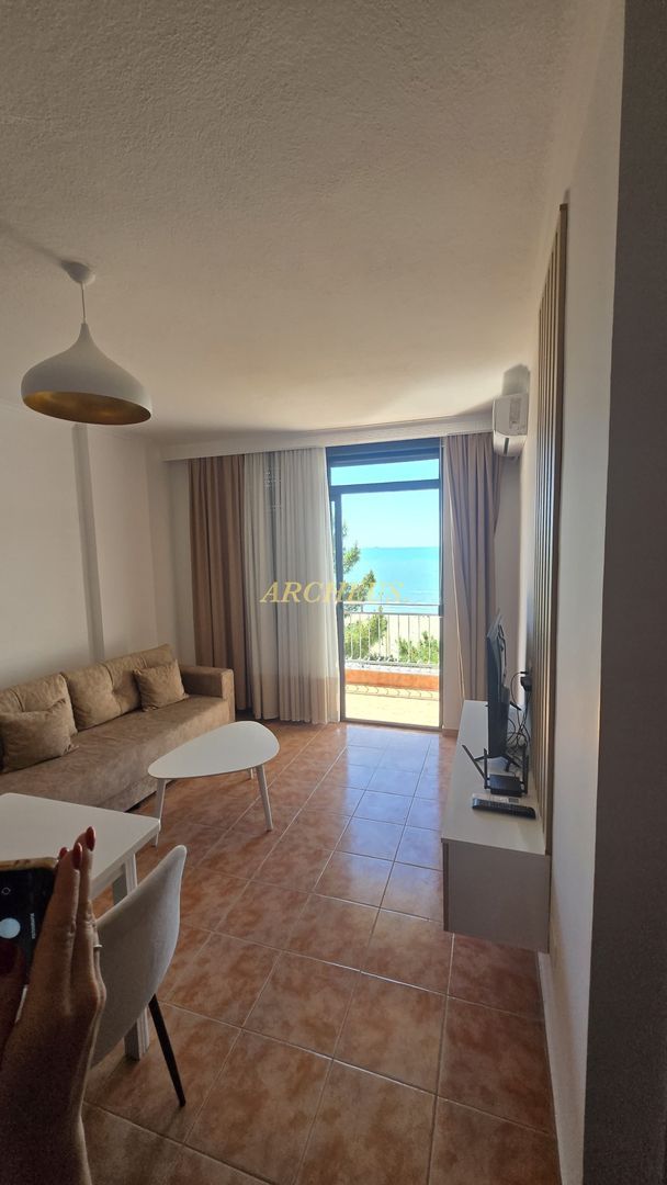 🏡 Apartmán s balkónom v 1. línií – Drač (Durrës), Albánsko P
