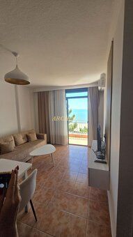 🏡 Apartmán s balkónom v 1. línií – Drač (Durrës), Albánsko P
