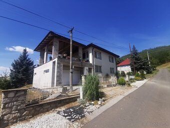 Об'єктом аукціону є житловий будинок з номером 106 та
