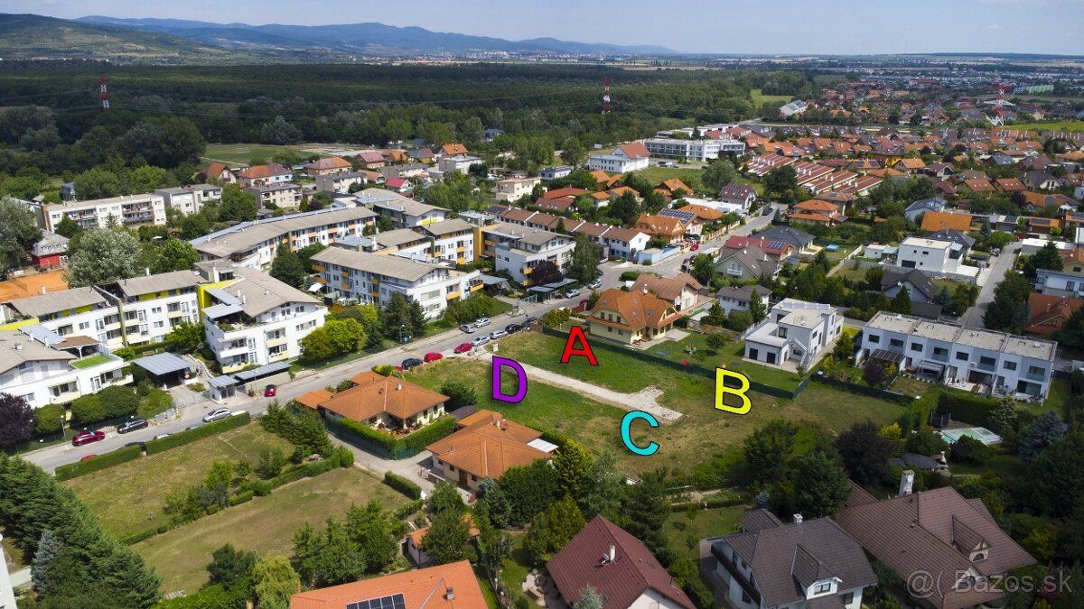 Na prodej stavební pozemek 675 m² (parcela "C") se