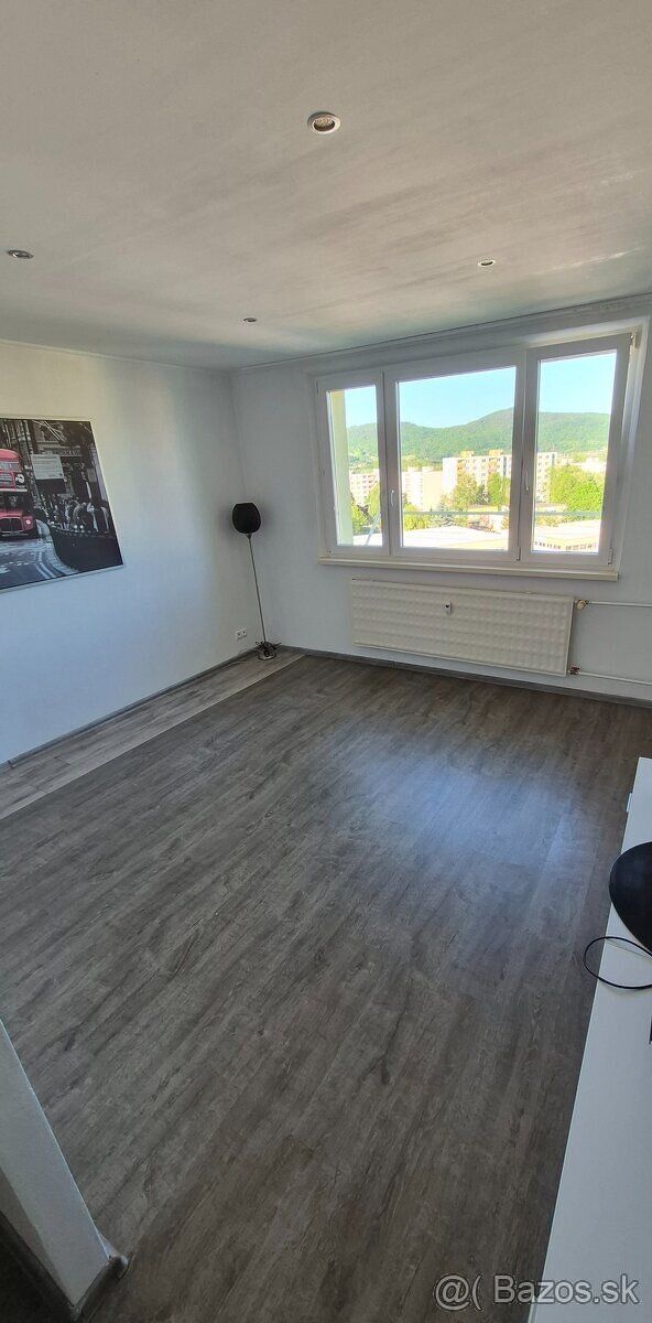 Sell beautiful 1.5 room apartment (complete renovation