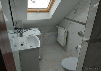 Здається в оренду 1,5 кімнатна квартира 45 м².Лише 5 км від