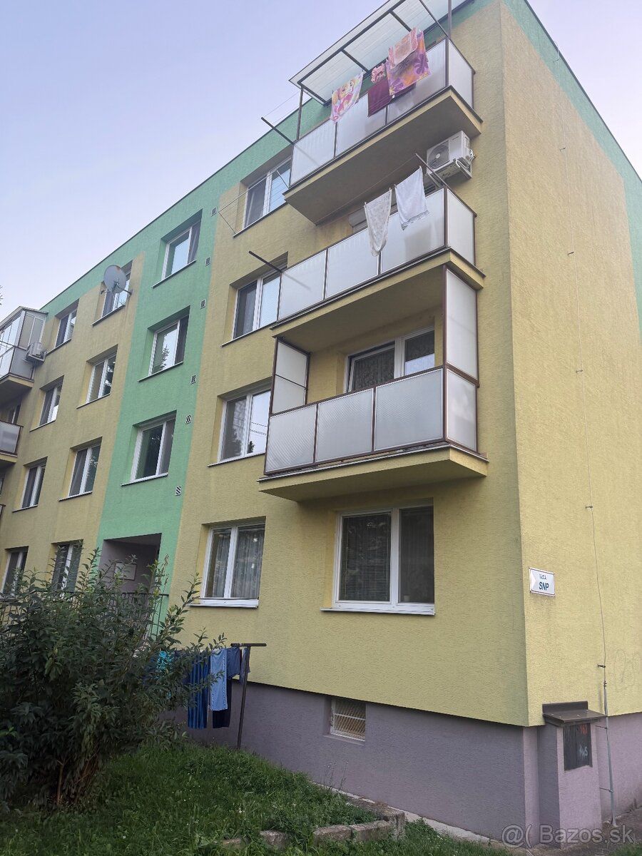 Nabízím k pronájmu prostorný a kompletně zařízený