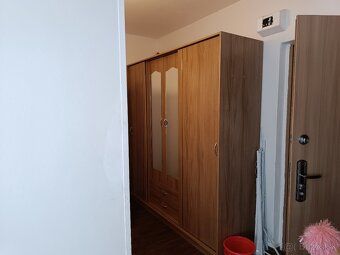 Здам на оренду 1-кімнатну квартиру в центрі Поважської