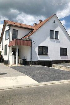 Próbuję niemożliwe. Chcę zamienić trzypokojowe mieszkanie