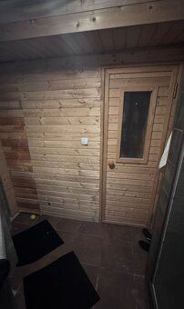 Oferujemy na sprzedaż 3-kondygnacyjny dom jednorodzinny