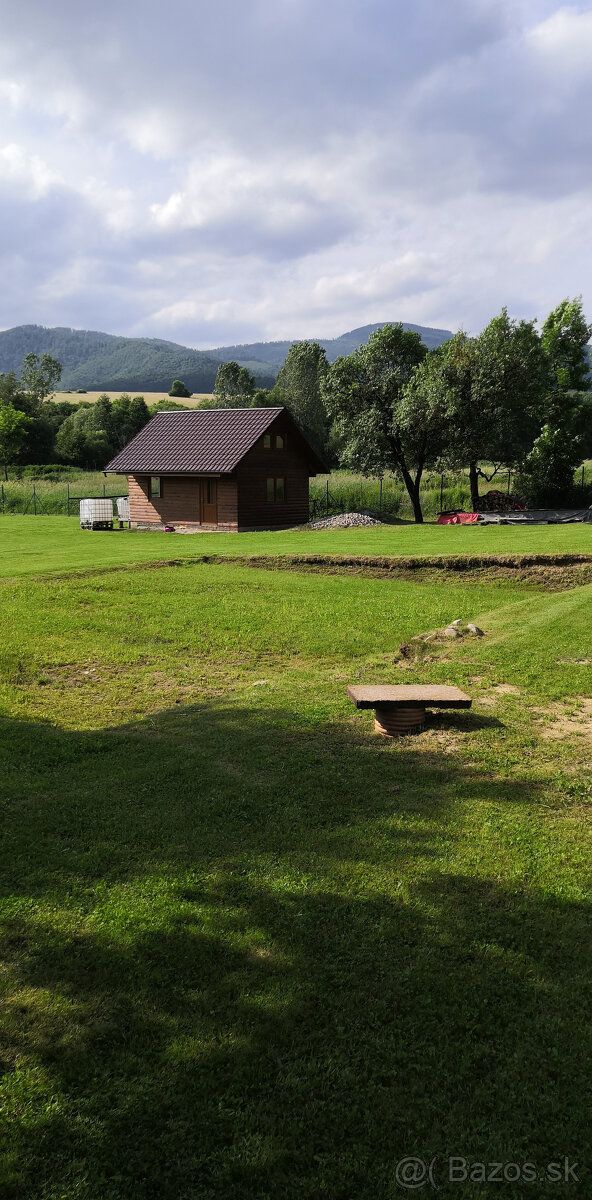 Prodám pozemek v obci Chyžné. Plocha pozemku přesahuje 2000