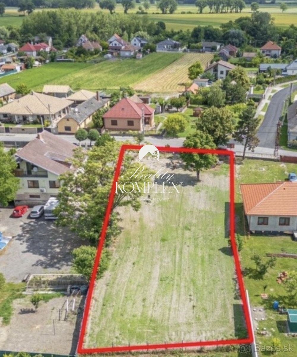 Typ: Stavební pozemek Obec: Čiližská Radvaň Stavební