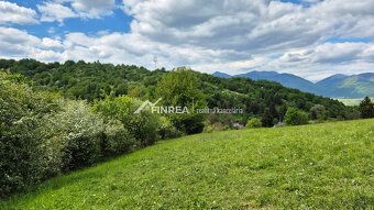 We offer for sale a sunny plot of land with an area of 1009