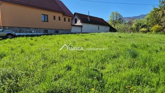 У виключному представленні пропонуємо на продаж гарний
