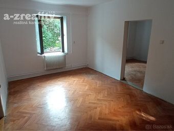 Typ: Rodinný dům Ulice: . Obec: Komárno Nabízíme k prodeji
