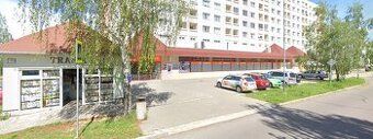 OFERUJEMY DO WYNAJĘCIA pomieszczenia handlowe i magazynowe