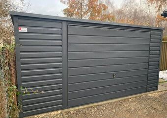 Prodám garáž 4x5 – barva grafit Střecha pokryta trapézovým