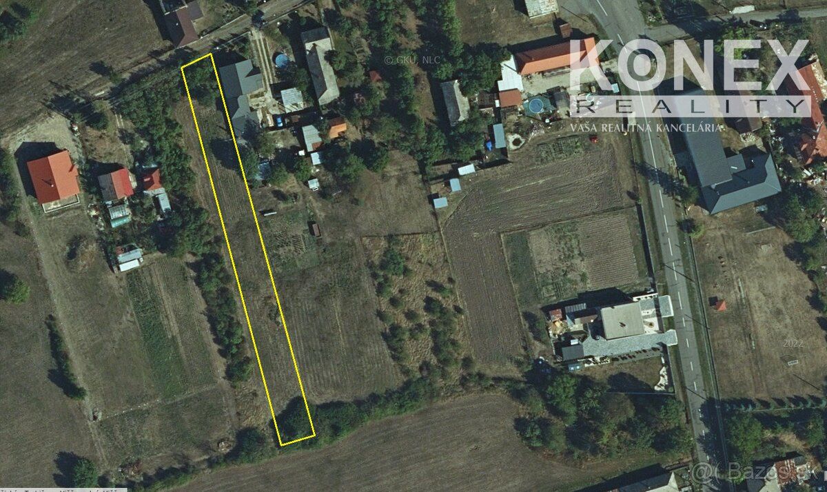 ID:4040 Nabízíme k prodeji krásný rovinný pozemek v obci