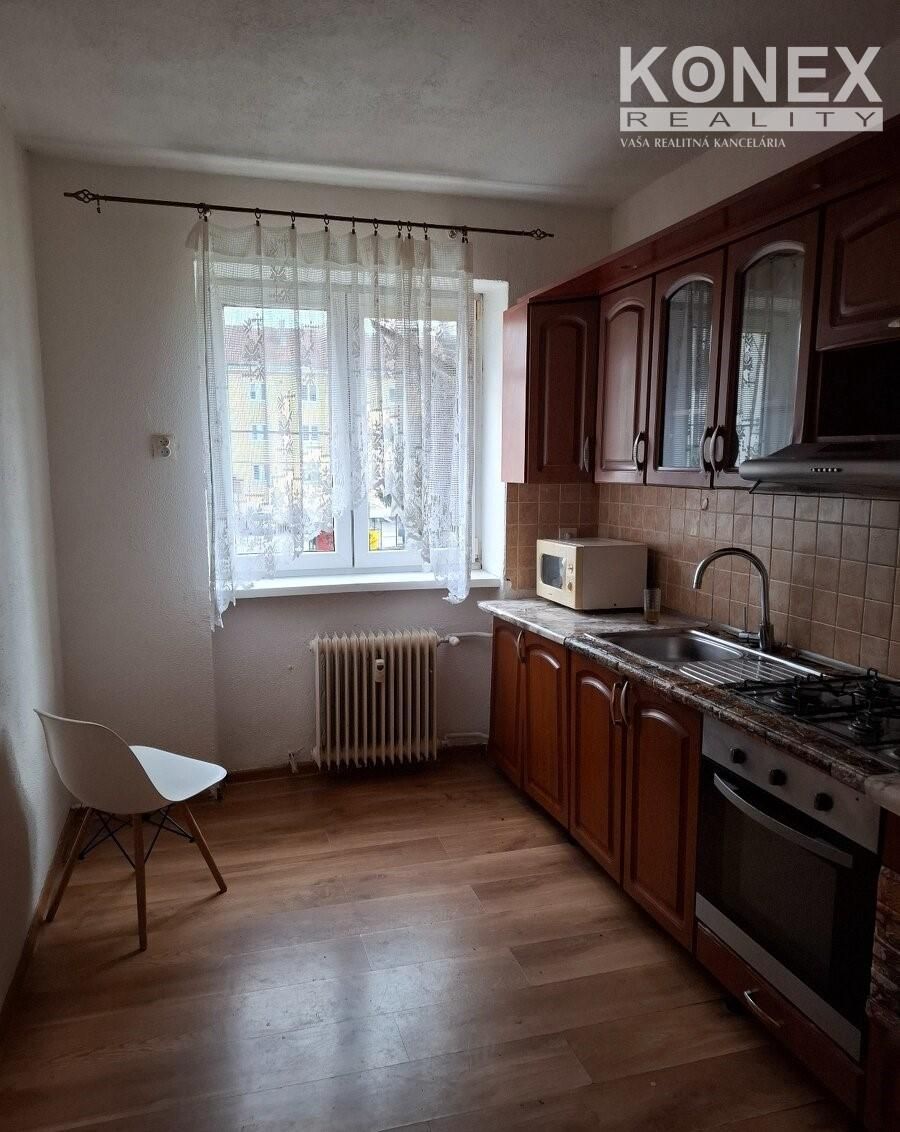 ID:4147 Oferujemy na sprzedaż dwupokojowe mieszkanie w