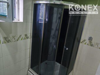 ID:4158 Пропонуємо просторий односімейний будинок у тихому