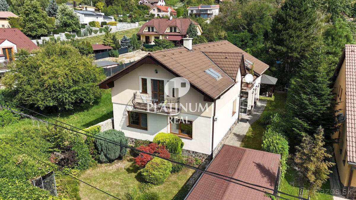 Typ: Rodinný dům Obec: Svatý Jur PLATINUM REAL vám ve