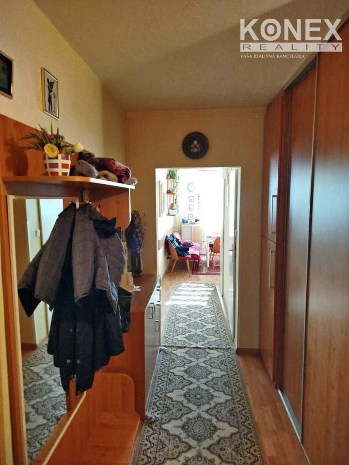 ID:4244 Nabízíme k prodeji slunný a příjemný třípokojový