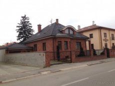 Prodám starší rodinný dům v Orechovém, nutná větší