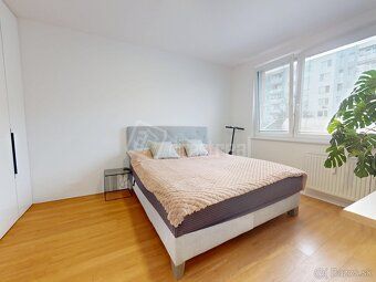 Piękny 2-pokojowy apartament z kompletną renowacją i